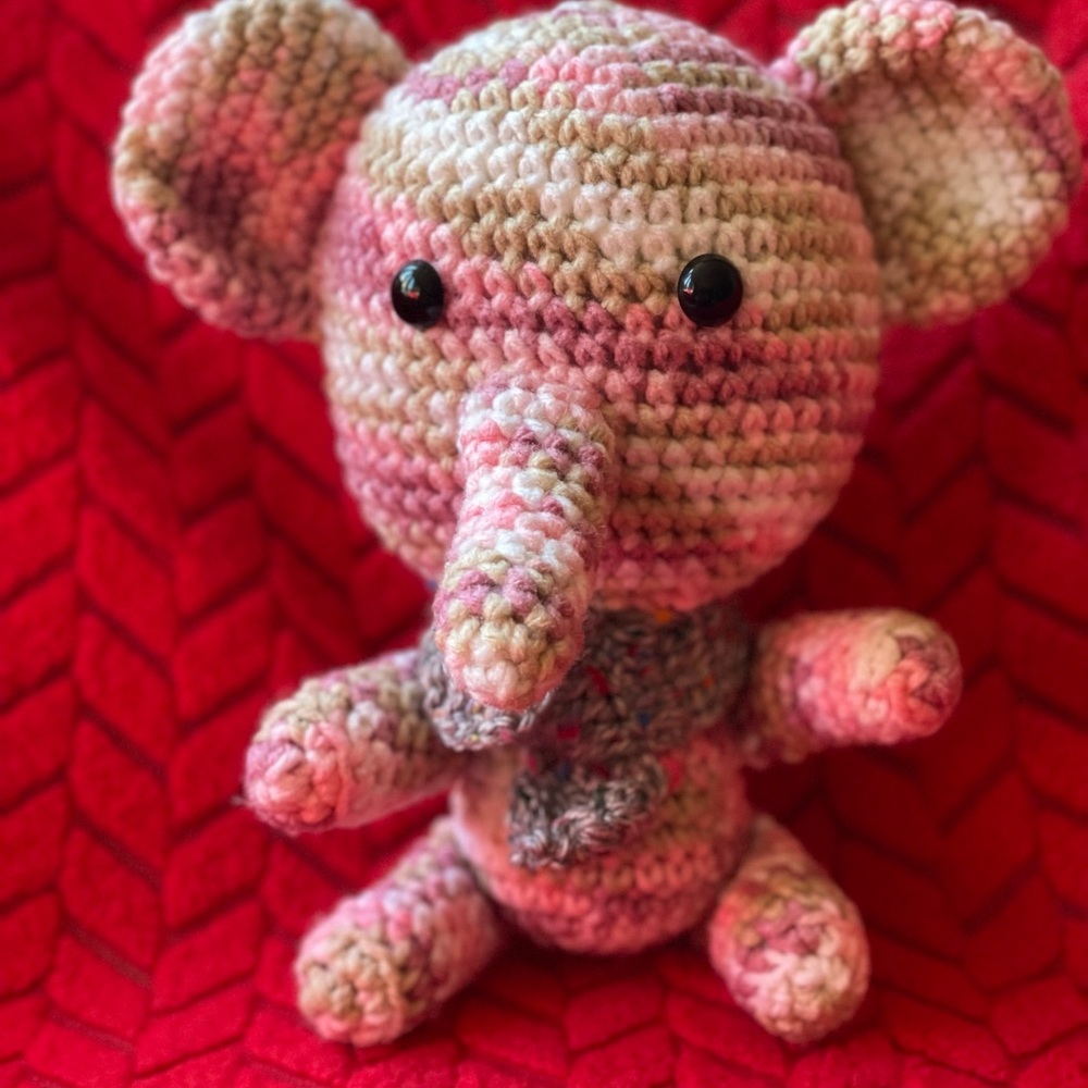 Crochet elephant